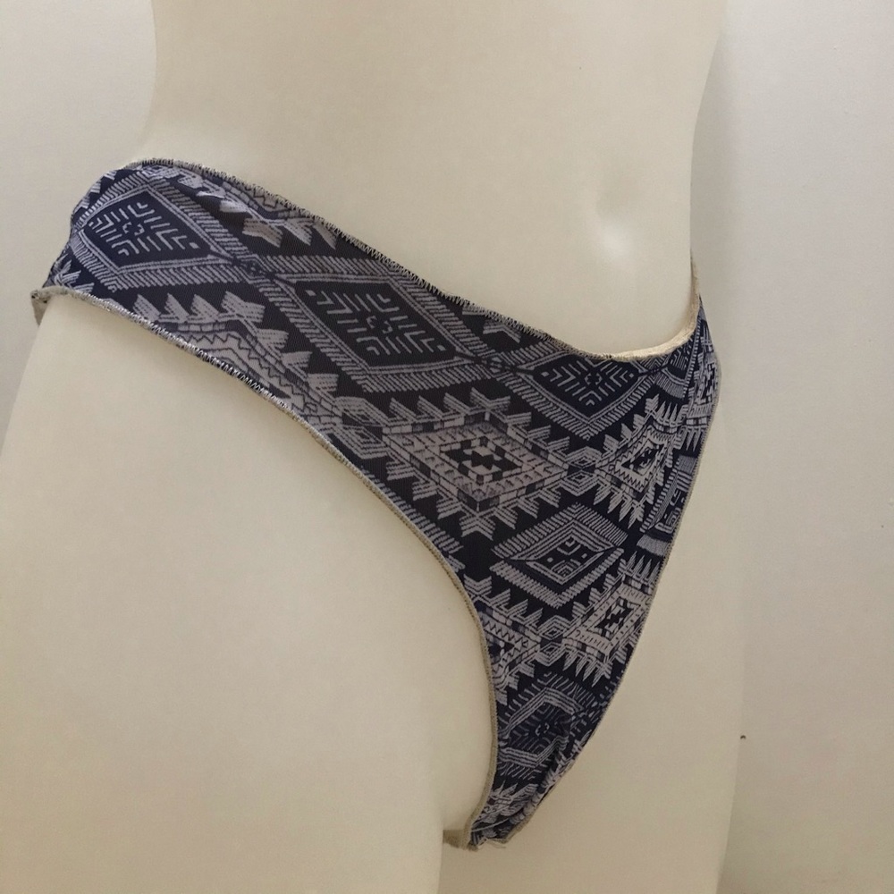 Bikini set - Picture 4 of 5